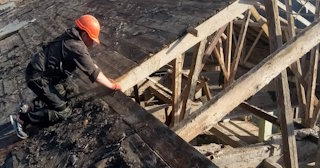 Профессиональный демонтаж стропильной системы от Сварной-Лбк в Лабинске от 562 рублей.